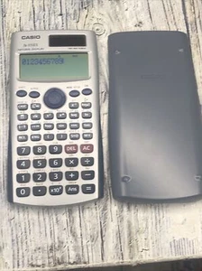 Casio FX-115 ES wissenschaftlicher Taschenrechner natürliches Display mit Abdeckung getestet - Bild 1 von 6