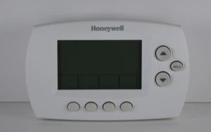 Termostato inteligente programable Honeywell Home RTH6580WF1001 Wi-Fi 7 días - Imagen 1 de 3