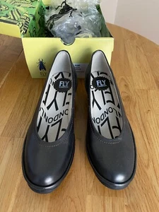 New in Box Fly London Women’s Wedge Pumps, Bronze, Size 39EU, 9 U - Picture 1 of 8