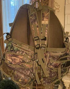 Nomad Pursuit Convertible Turkey Vest W Seat Camo Hunting Vest OSFA Realtree  - Picture 1 of 24