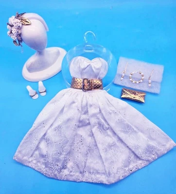 老式芭比娃娃派对日期完整华丽! — 第 1/4 张图片