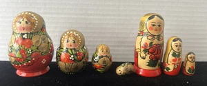 Lot of 2 Vintage Russian Matryoshka Nesting Dolls 3.5" Tall 3 Doll Set & 4 Doll - Picture 1 of 11
