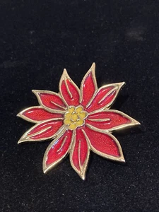 Vtg Beatrix Signed Holiday Christmas Poinsettia Red Enamel Gold Tone Brooch Pin - Picture 1 of 3