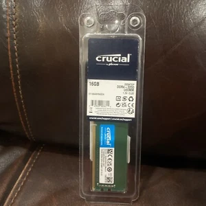 Crucial 16GB DDR4-3200 UDIMM Desktop RAM - Picture 1 of 3