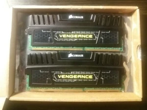 Corsair CMZ4GX3M2A1600C9 Vengeance 4 GB (2 x 2 GB) DDR3 1600 Mhz Memory Kit - Afbeelding 1 van 2