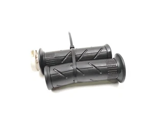 HONDA PCX125 2014-2017 THROTTLE TUBE AND GRIPS - Picture 1 of 4