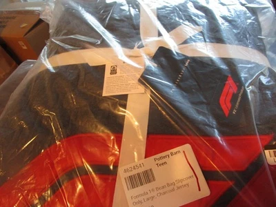 Camiseta deportiva Pottery Barn Teen Fórmula Uno 1 grande carbón nueva con etiquetas Foto 1 de 2