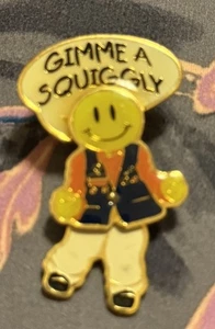 Walmart Employee Lapel Pin Gimme A Squiggly - Picture 1 of 4