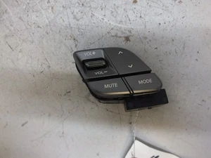 13 14 15 2013 2014 2015 HYUNDAI SANTA FE STEERING WHEEL RADIO SWITCH #7876W - Picture 1 of 10