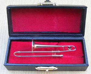 Instrumento de metal trombón casa de muñecas en estuche negro escala 1:12 música 57 tumdee - Imagen 1 de 8