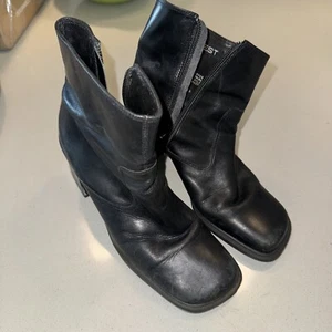 Vtg NINE WEST Y2k 90s Ankle Boots Size 6M-Chunky Heel Black Leather - Picture 1 of 6