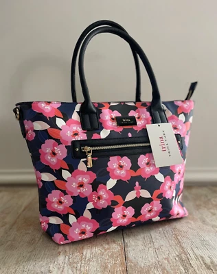 Trina Turk Narcissus 托特包全新带标签双手柄肩带海军蓝粉色花卉豪华 — 第 1/4 张图片