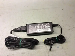 Genuine HP Compaq Presario AC Charger 18.5 Volts 65 Watt 402018-001/381090-001 - Picture 1 of 1