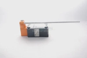 3SE2 120-0VW SIEMENS STELLUNGSSCHALTER 6A1 NA / 1 NC 230 V6KV - Bild 1 von 8