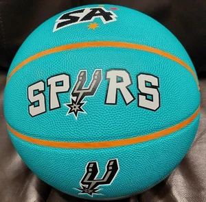 Basketball Wilson City Edition Sankt Antonio Spurs Größe 7 - Bild 1 von 10