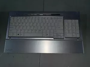 WIRELESS SONY VAIO WKB5US KEYBOARD - MODERN DESIGN - Picture 1 of 3