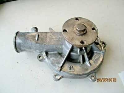 Opel Kapitän Admiral Commodore A B Rekord C D bomba de agua bomba de agua servo - Imagen 1 de 4