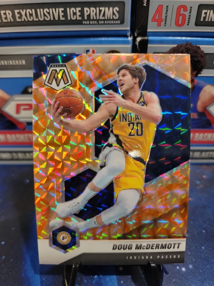 2020-21 Panini Mosaic Doug McDermott Orange Reactive #150 Indiana Pacers - Image 1 of 2