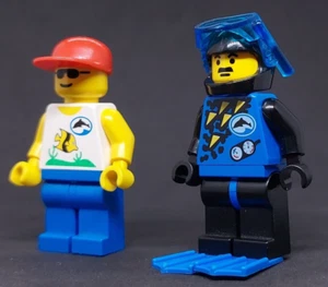 Lego Vintage Minifigure Diver - Blue, Black Helmet Suit Lot 2 Figures - Picture 1 of 6