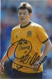EVERTON Y RUSIA: DINIYAR BILYALETDINOV FIRMADA 6x4 FOTO DE ACCIÓN + CERTIFICADO DE AUTENTICIDAD - Imagen 1 de 1
