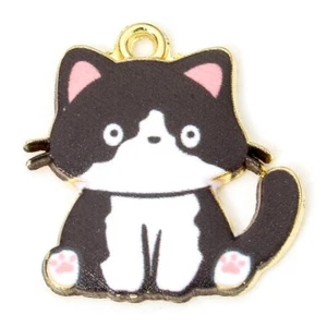 10 Sehr Niedliche Schwarz & Weiß Katze Form Goldfarben Anhänger Charms - Bild 1 von 1
