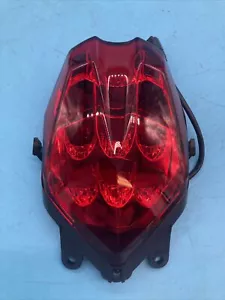 2020 Triumph Street Triple 765 T2700935 Luce posteriore LED Assy - Foto 1 di 3