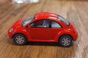 Made in China 1998 Volkswagen New Beatle RED - Picture 1 of 8