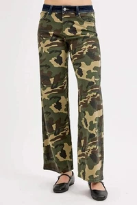 Pantalones de mezclilla de pierna ancha con estampado de camuflaje RISEN en verde oscuro entrepierna múltiple - 31" - Imagen 1 de 5