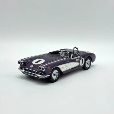 Corvette Roadster 1959 Danbury como nuevo púrpura People Eater 1/24 (sin caja) Foto 1 de 4