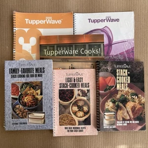 TupperWave Microwave Cookbook Stack Cooker + Tupperware Cooks! Lot of 6 Books - Imagen 1 de 7