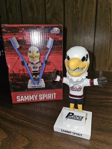 Portaspazzolino Saginaw Spirit Sammy Spirit Bobblehead nuovo scatola aperta - Foto 1 di 9