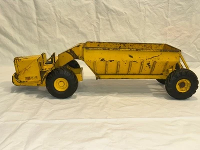 Juguetes modelo Doepke Wooldridge Earth Hauler Belly Dumper Foto 1 de 4