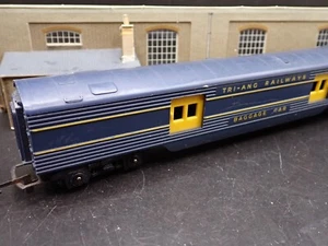 Tri-ang R134 Transcontinental Baggage Car OO Gauge Blue with Blue Roof (L785) - Picture 1 of 24
