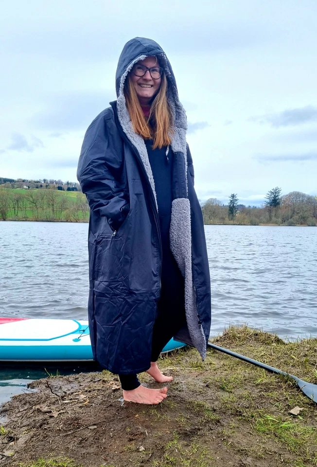   Changing Robe  Size L  - Image 1 of 4