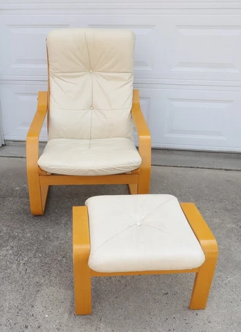 VINTAGE MID CENTURY MODERN SCANDINAVIAN BENTWOOD LEATHER LOUNGE CHAIR & OTTOMAN Cover