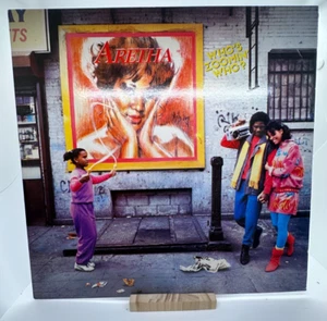 ARETHA FRANKLIN - WHO'S ZOOMIN' WHO? - ARISTA 8286 - VINYL LP - Picture 1 of 5