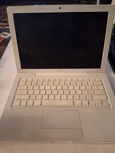 Apple MacBook Laptop (2008) B5 - Bild 1 von 7