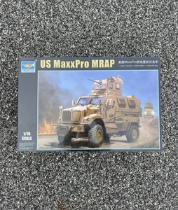 NEW 2016 TRUMPETER US MaxxPro MRAP Model Kit 1/16 Armored Fighting Vehicle READ - Picture 1 of 5