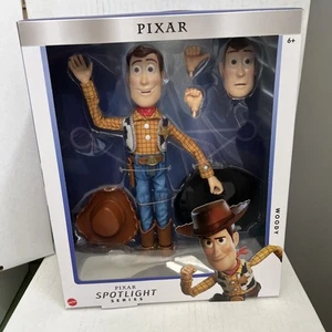 Figura Woody Pixar Spotlight Series Toy Story Mattel Creations 2021 sin abrir nueva en caja - Imagen 1 de 6