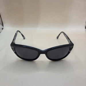 XOXO Sunglasses Women's Black Frame 100% UV Protection Weekender Travel Pacifica - Picture 1 of 14