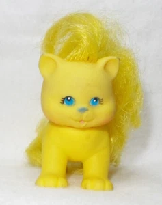 FIGURINE JOUET CHAT JAUNE AVEC SA CRINIÈRE JAUNE EN PVC SOUPLE (MY LITTLE PONY) - Picture 1 of 5