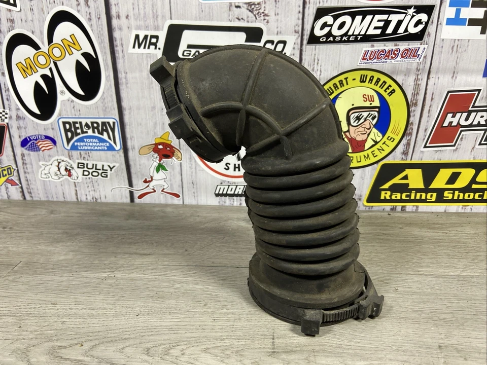 1993 Jeep Grand Cherokee 4.0L OEM Air Cleaner Throttle Body Intake Hose 93 94 95 - Image 1 of 4