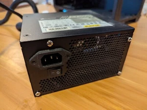 Corsair CX Series CX550M 550W 80 PLUS Bronze Semi-Modular ATX Power Supply - Photo 1/3