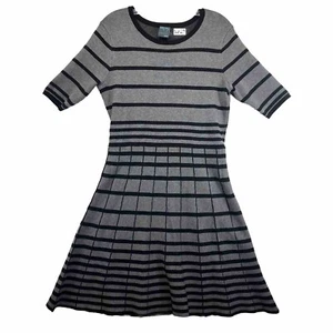 Gabby Skye Knit Sweater Dress Size L Soft Fit & Flare Striped Black Gray - Picture 1 of 13