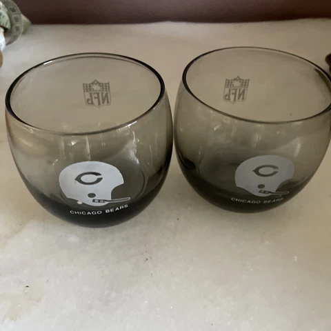 Chicago Bears Highball Glasses. Set Of 2 Smokey Grey Vintage Cover