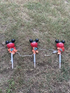 Disney Magic Holiday Mickey Mouse Color Changing Morphing LED Pathway Lights - Picture 1 of 12