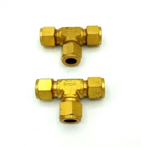 NEW!! LOT OF 2! Swagelok B-810-3 Brass Union Tee, 1/2 in. Tube OD - Picture 1 of 1