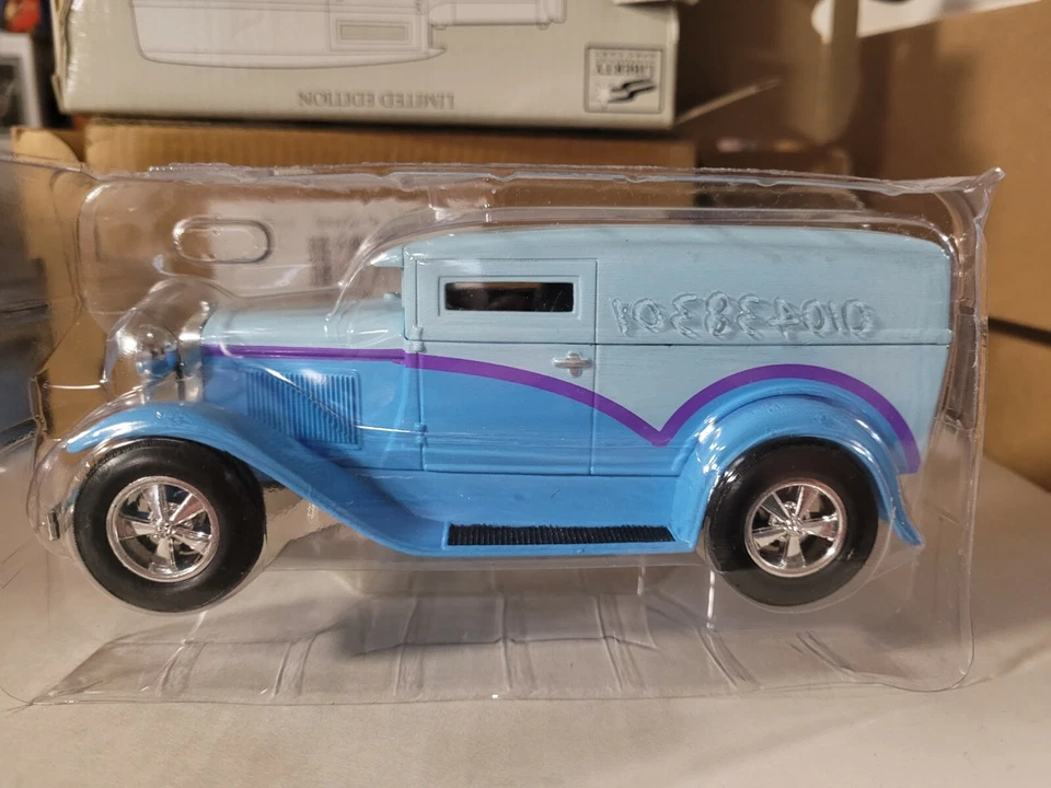 Liberty Classics Eastwood Way Cool #1 Ford Model a Chopped Panel Street Rod