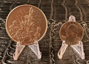 Disney World 2001 30° Anniversario Disneyland Moneta Vintage Nichel Massiccio Unica - Foto 1 di 6