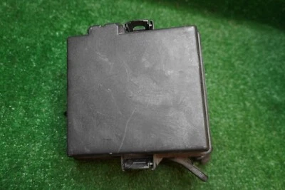 2016 2017 2018 HYUNDAI TUCSON FUSE BOX OEM 91422-D3092 - Image 1 of 4